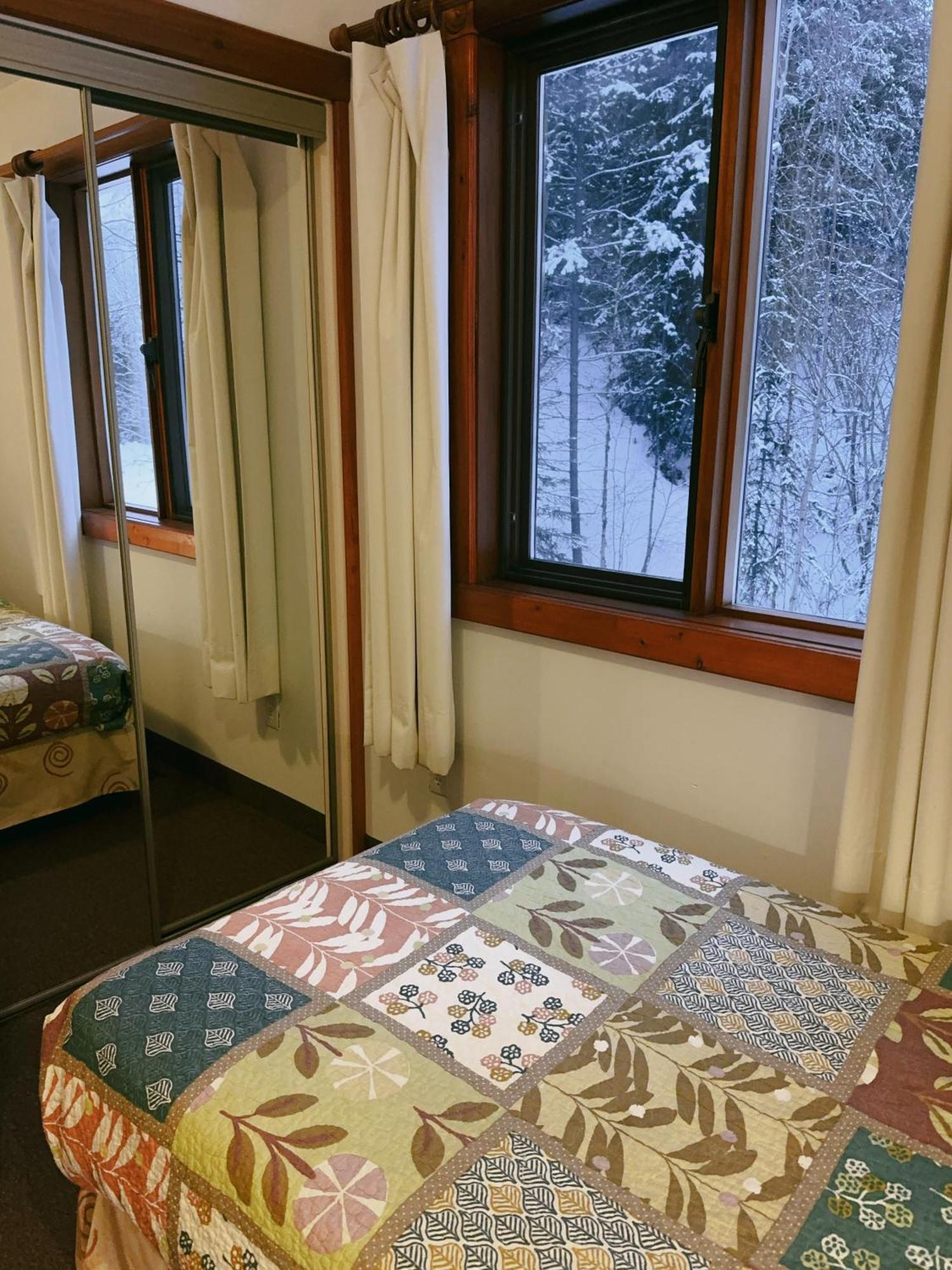 Alpine Meadows Lodge Golden Exterior foto